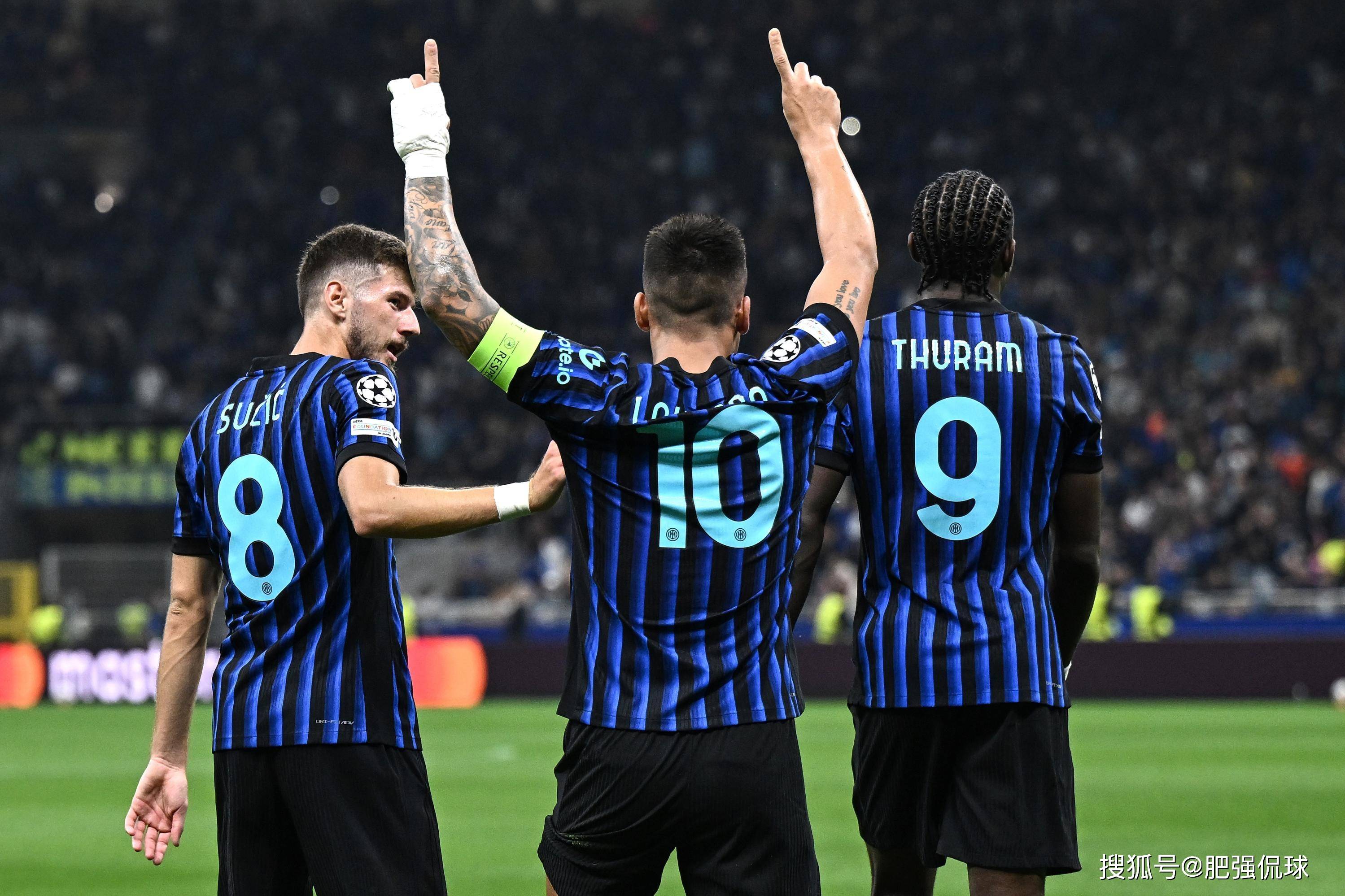 那不勒斯训练开放日；集结日复出首秀引欢呼；欧冠在即；赛程密集仍需轮换的简单介绍开云在线