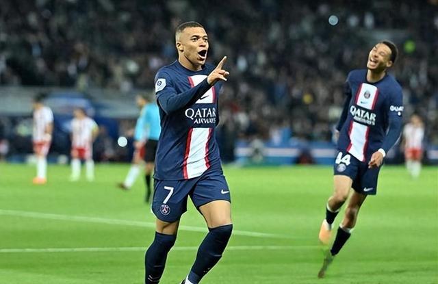 包含今晚巴黎圣日耳曼备战荷甲,更衣室发声细节曝光,底气十足,赛程密集仍需轮换的词条 包含今晚巴黎圣日耳曼备战荷甲,更衣室发声细节曝光,底气十足,赛程密集仍需轮换的词条