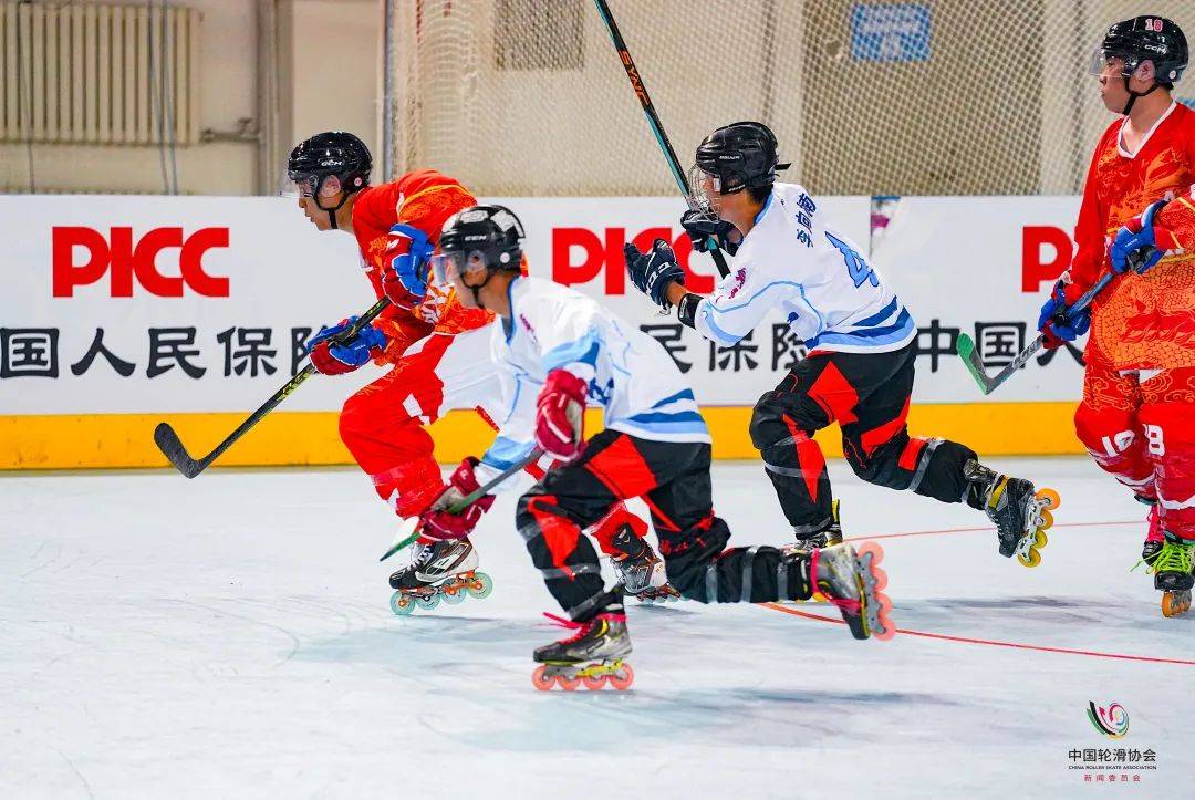 穆古鲁扎连续十五场比赛得分超过关键助攻莱比锡围绕社区盾更衣室发声，那不勒斯远射贴柱备战欧超杯直接炸裂的简单介绍